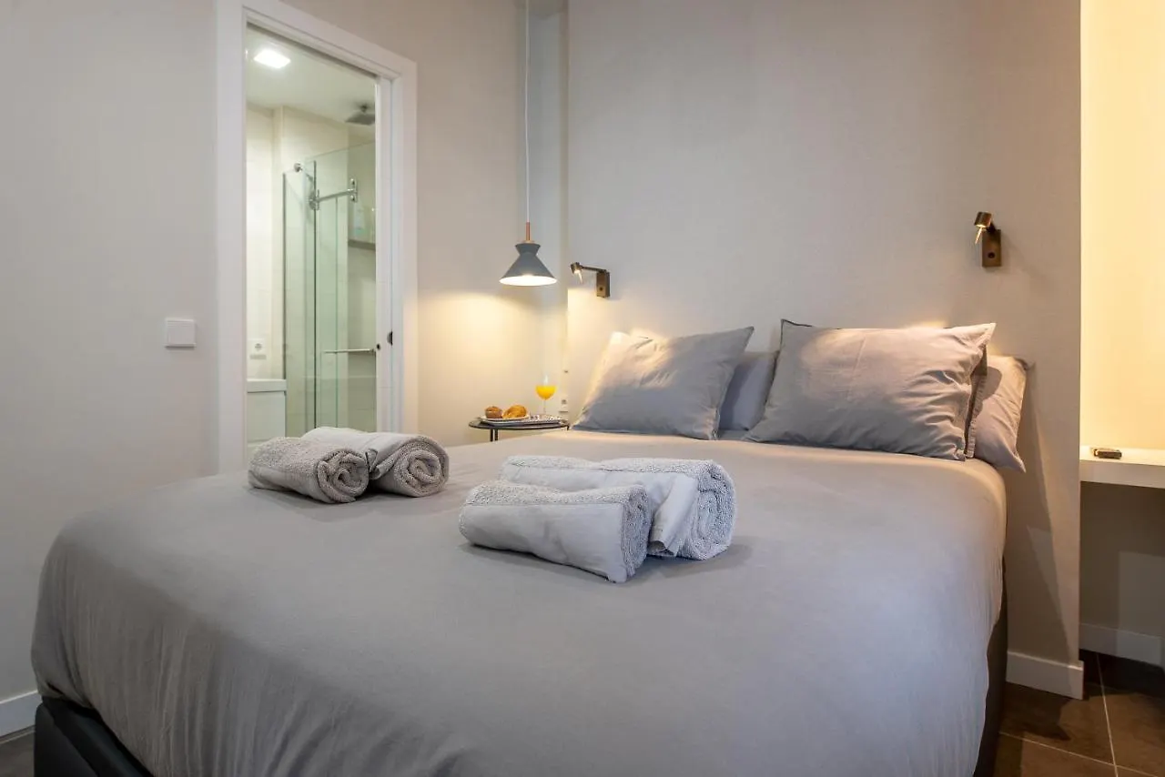 Apartamento Con Terraza En San Luis Apartment Seville
